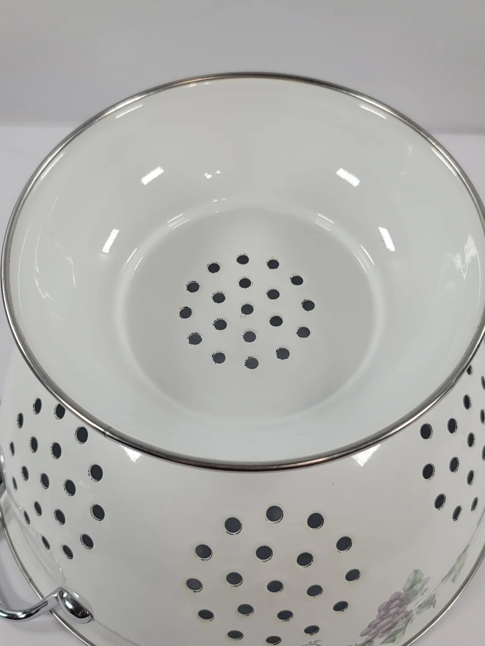 Vintage White Enamel Footted Colander Strainer Grape And Vine Handles